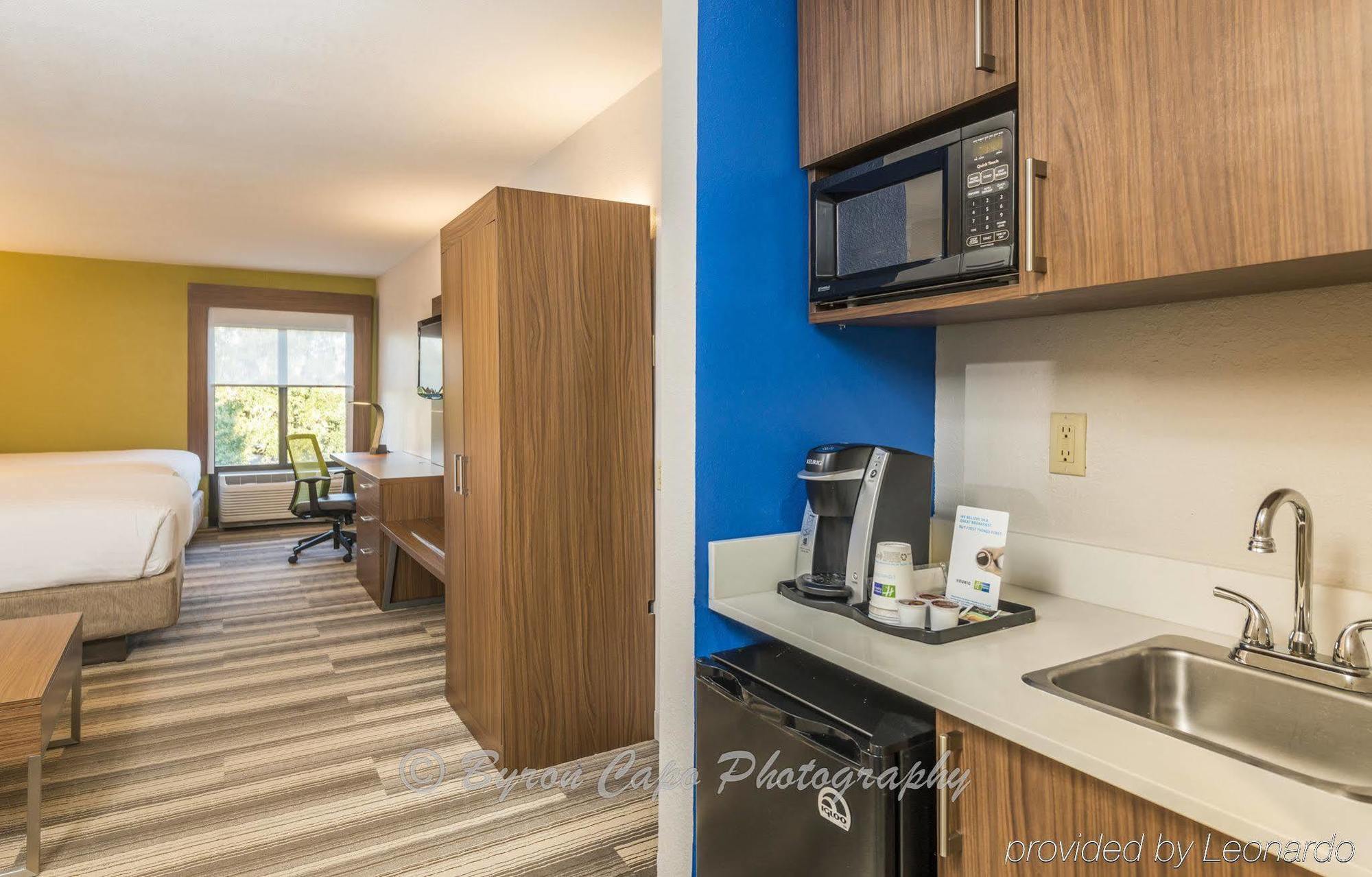 Holiday Inn Express Hotel & Suites Jacksonville-South By Ihg Buitenkant foto