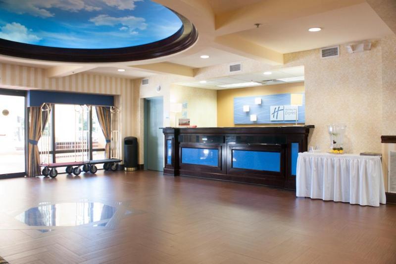 Holiday Inn Express Hotel & Suites Jacksonville-South By Ihg Buitenkant foto